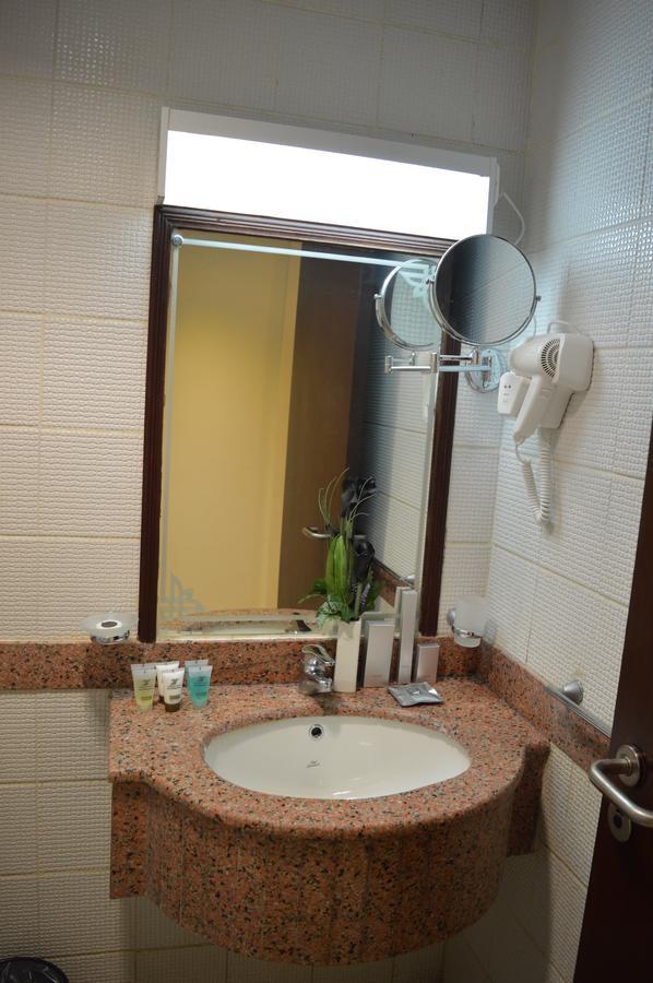 Hotel Dar Al Eiman Al Nour